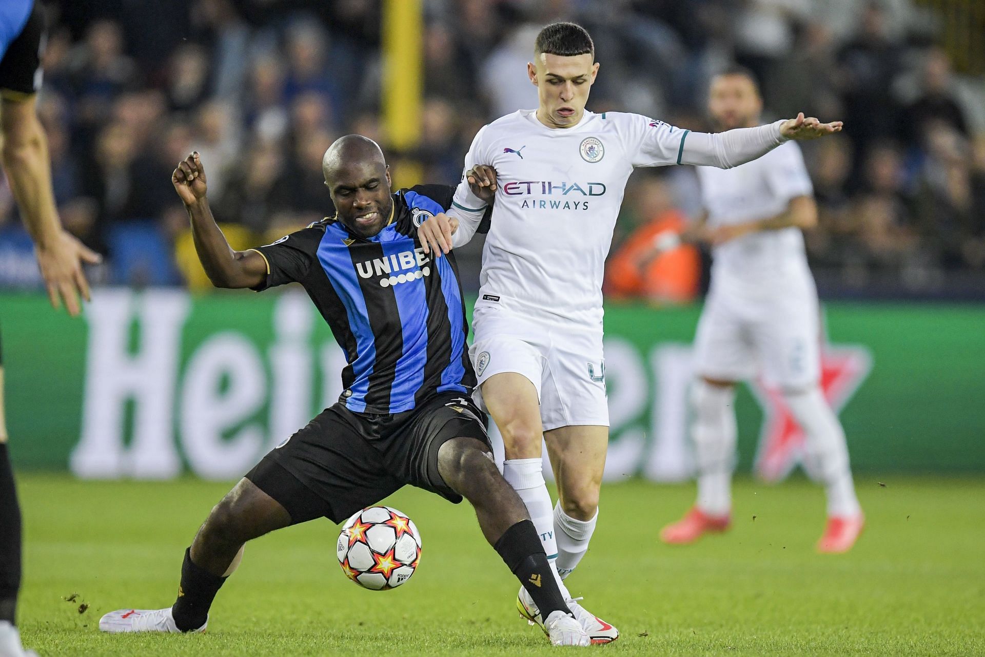 Phil Foden set up Manchester City's first goal with a fine long-range cross.